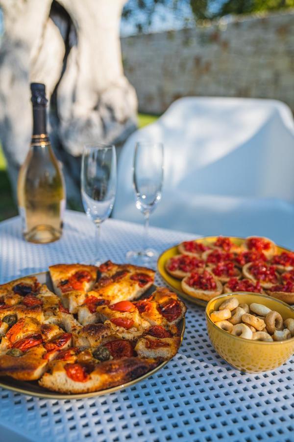 콘베르사노 Olea Relais B&B 외부 사진