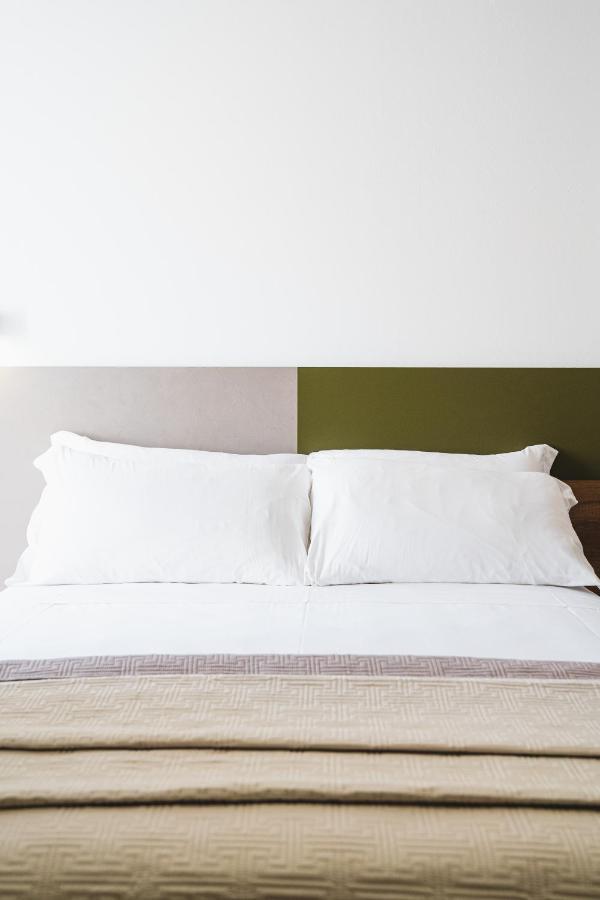 콘베르사노 Olea Relais B&B 외부 사진