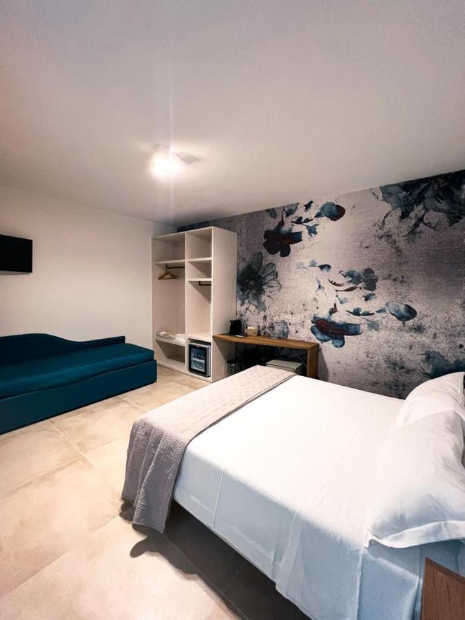 콘베르사노 Olea Relais B&B 외부 사진